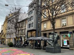 -耶拉契奇总督广场