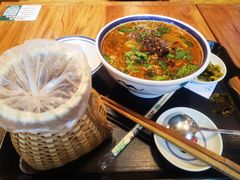 -云阿蛮云南生烫牛肉米线(奉贤路店)