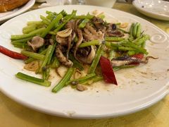 -鑫渔港海鲜本地菜·山海关浑锅(东戴河店)