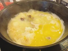 -鲜入围煮花胶鸡海鲜火锅