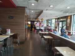 -麦当劳(田林好又多店)