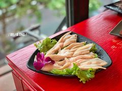 无骨鸭掌-谭鸭血老火锅(漳州路店)