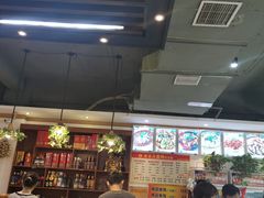 大堂-农夫大盘鸡(经八路总店)