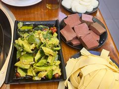 -曹丞相·地锅鸡·地锅鱼(武林店)