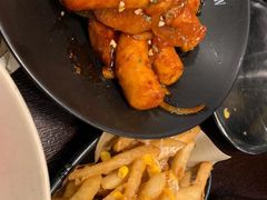 芝士薯条-机器人火炉披萨