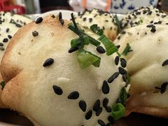 特色生煎-三两春(浦三路店)