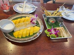 -Dang restaurant (patong phuket)