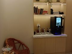 大堂-智慧盲人按摩艾灸-颈肩腰膝疼痛调理(浦东店)