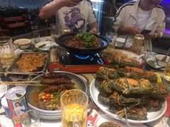 -顶峰夜宴·龙虾烧烤大排档(九江学院店)