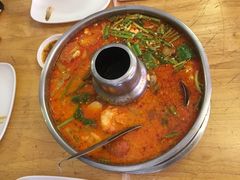 -J Daeng Seafood