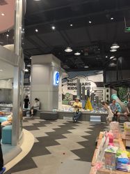 -MINI MARS 脚下的城市乐园·餐饮·派对(静安江宁店)
