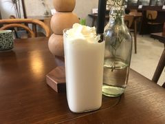 草莓牛乳-肥朵食堂(带梦胡同店)