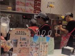 -DQ·蛋糕·冰淇淋(大宁国际商业广场店)