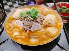 -8锅臭臭锅·正宗台湾小火锅(中心五路店)