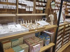 -九木杂物社(北京广安门天虹商场店)