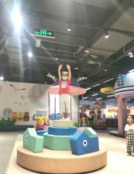 -梦幻童年儿童乐园(顾乡大街店)