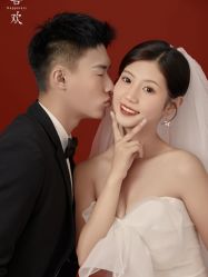 -樱花婚纱摄影
