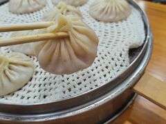 -正宗开封黄家灌汤小笼包子