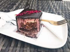 -UNI UNI(环亚凯瑟琳店)