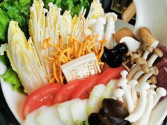 -享月汤皇·海鲜小火锅·聚会(曲江创意谷店)