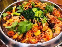 干锅翅中虾-伊帆食府·青海地方特色美食