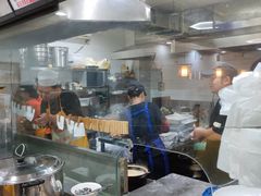 -一家人剪刀面(海伦国际店)