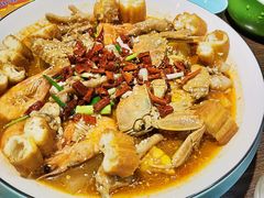 -香蟹煲·醉蟹牛蛙耙鸡爪