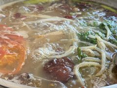 -冒牌富源酸菜猪脚火锅(沐春园店)