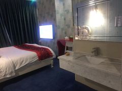 -天使恋人主题酒店(深圳翻身路店)