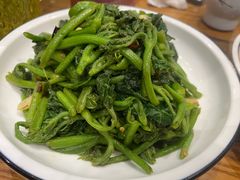 -黄泥岗·地道湖北菜(奥特莱斯店)