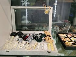 -瞬间漂亮·化妆造型(北滨路店)