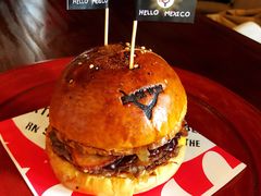 牛肉汉堡-黑角餐厅美式狂野Blackhorn(昌茂花园店)