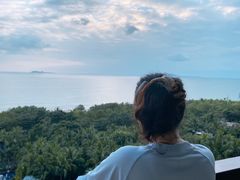 -三亚湾海居铂尔曼度假酒店