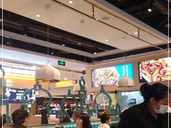 大堂-楼兰古丽·新疆拌面·清真(华阳城店)