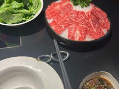 -鲜入唯煮·港式海鲜牛肉火锅(金宝街店)