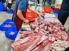 -标记美食新鲜猪杂(兴南大道店)