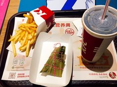 -肯德基(西影路店)