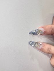 -花系美·美甲美睫精品店