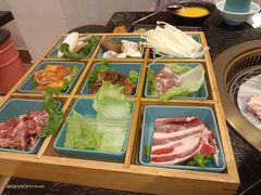 -烤路里·韩国品质自助烤肉(石路天虹4号店)