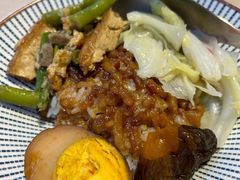 -胡须张鲁肉饭(美食文化馆店)