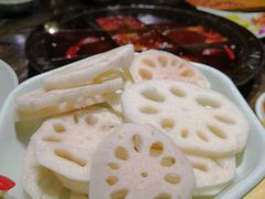 -红九格老火锅(三峡广场店)