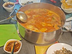 -四季喧黔味豆米火锅(万达广场店)