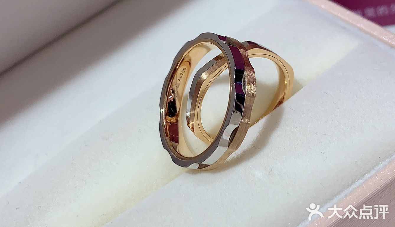 好喜欢PROMESSA专属婚嫁定制这款婚戒哦[糖果]