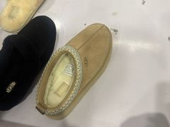 -燕莎奥特莱斯购物中心