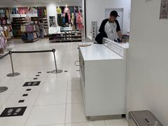 -优衣库(郑州二七万达广场店)