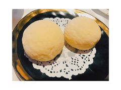 脆皮流沙包-皇朝会.经典传统粤菜(外滩店)