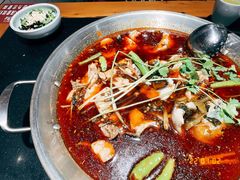 -小饕荟雅安贡椒鱼鲜馆(广福桥店)