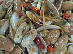 -小辣妹川味海鲜加工店(第一市场椰风巷店)