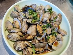 -潮界(LU·ONE凯德晶萃广场店)