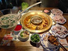 -哥老官重庆美蛙鱼头(日月光店)